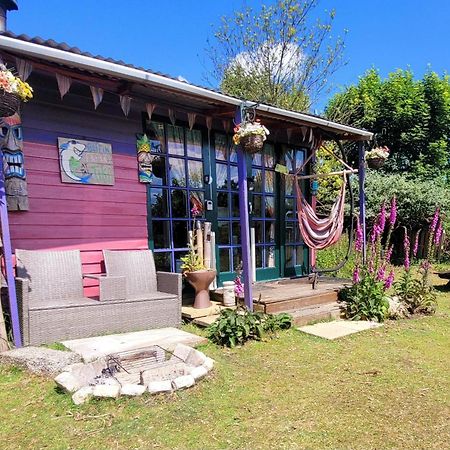 Hotel Treguth Glamping Unique Experience - Themed Huts à Saint Day Extérieur photo