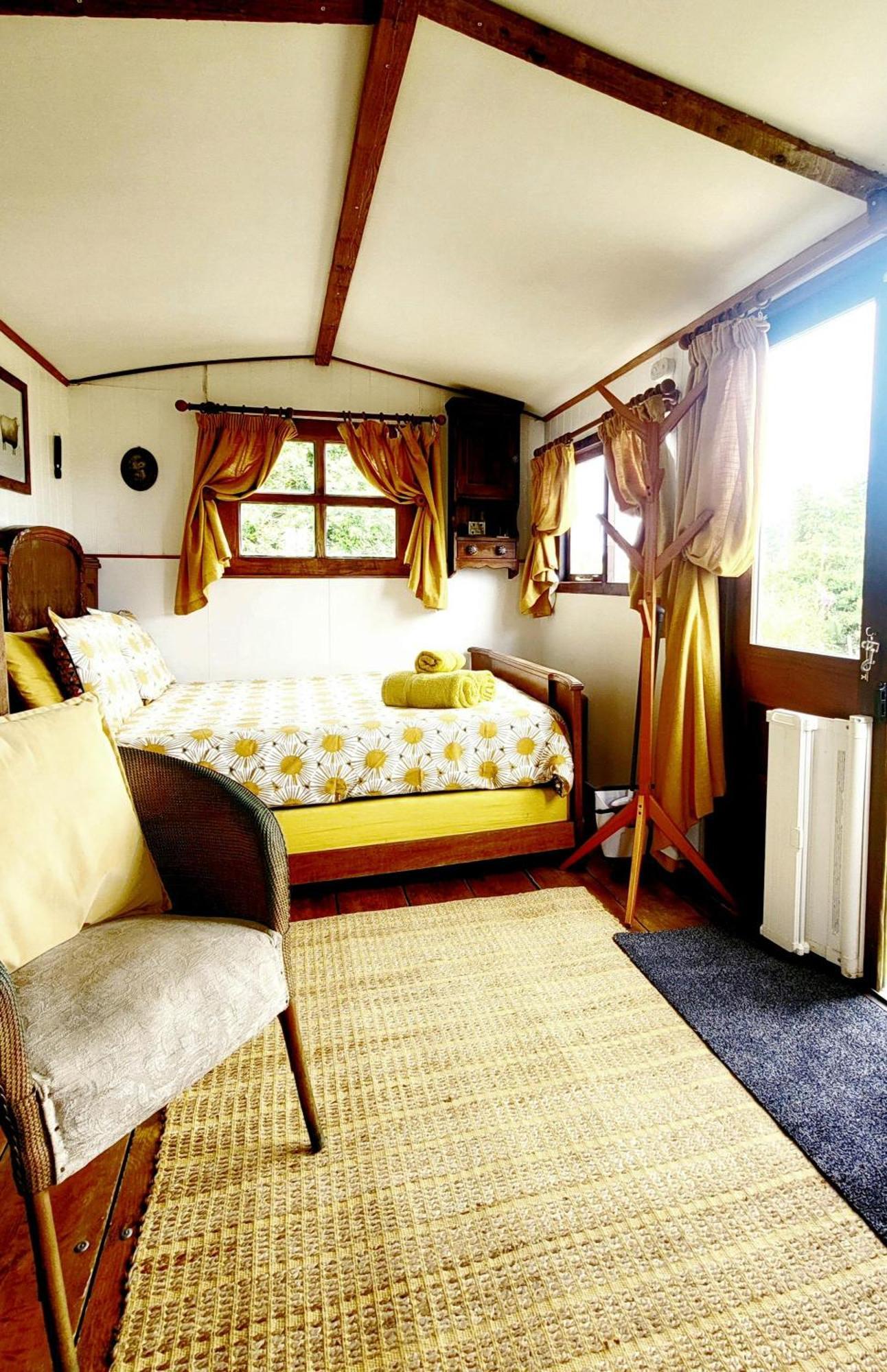 Hotel Treguth Glamping Unique Experience - Themed Huts à Saint Day Extérieur photo
