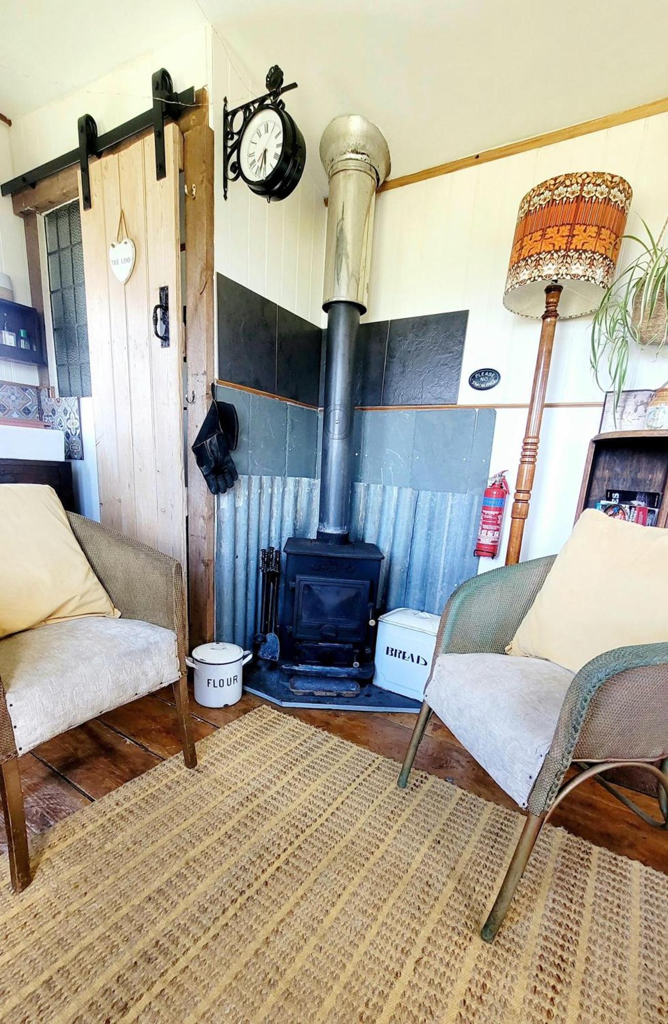 Hotel Treguth Glamping Unique Experience - Themed Huts à Saint Day Extérieur photo